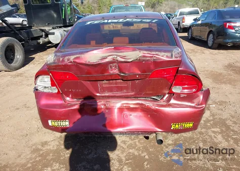 2008 Honda Civic Lx z USA, uszkodzony, nr VIN 1HGFA15538L071478